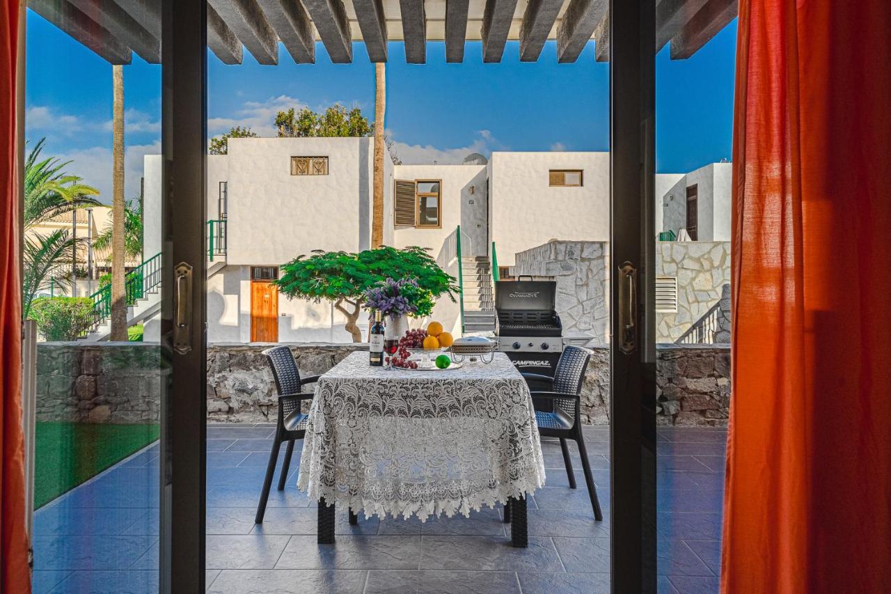 Bungalow -2 Minute From The Beach. Плая де лас Америкас Екстериор снимка