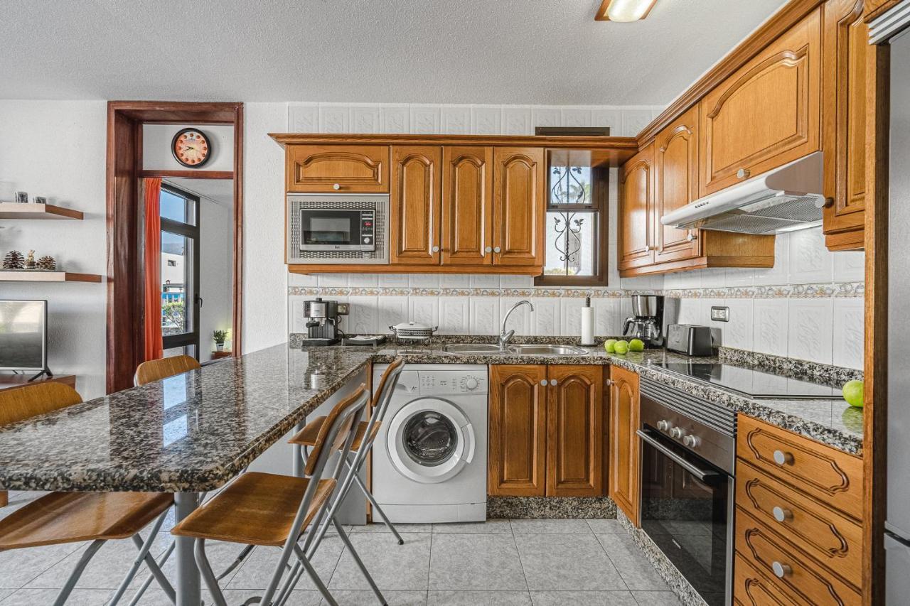 Bungalow -2 Minute From The Beach. Плая де лас Америкас Екстериор снимка